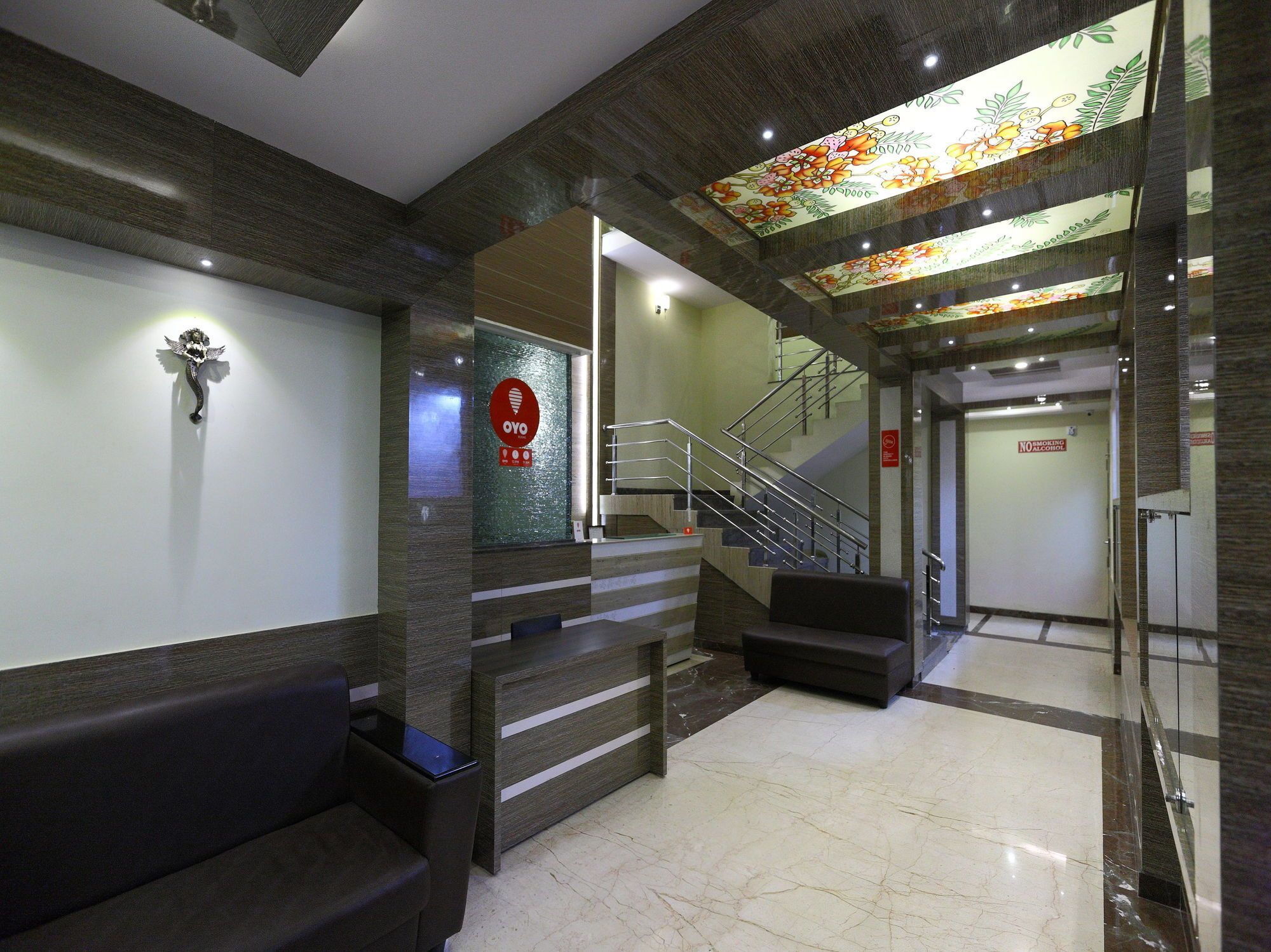 Oyo 7987 Hotel Carnation Ooty Exterior foto